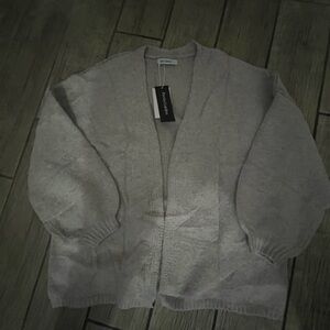 Elegant Gray Women's Cardigan